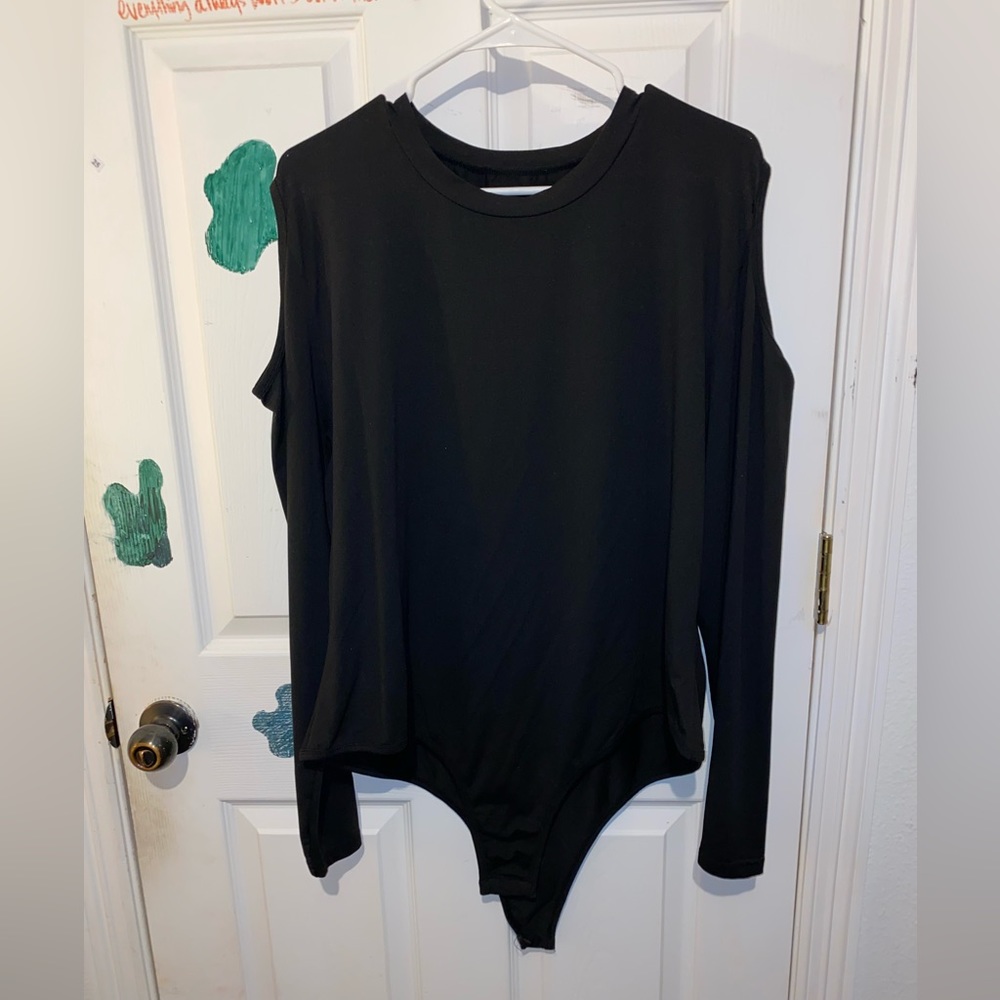Open shoulder bodysuit